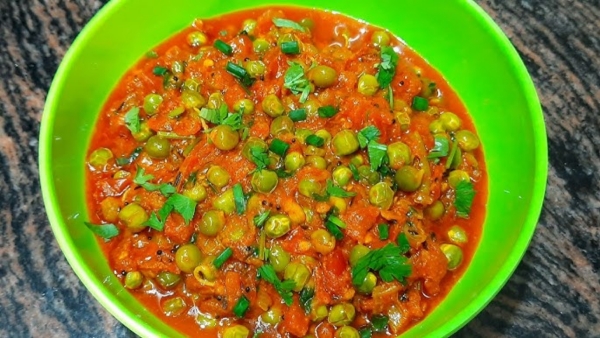 greenpeas amp amp Tomato Curry Super Easy home made cooking recipe Ready in Minutes Tastes Amazing
