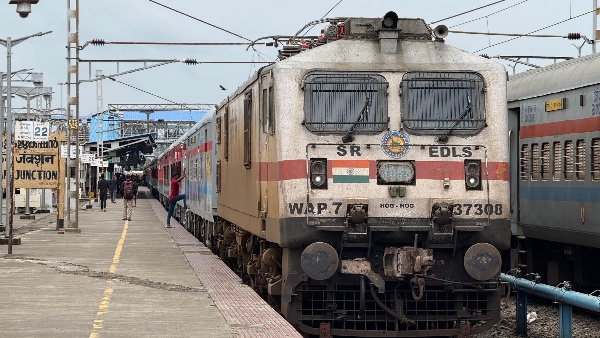 Special Trains run by the SC Railway From Charlapalli in Telangana to Tiruchirappalli for February Special Trains run by the SC Railway From Charlapalli in Telangana to Tiruchirappalli for February