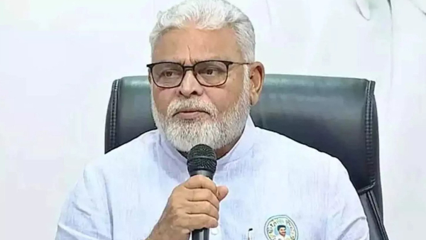 గుంటూరు సెషన్స్ కోర్టు బెయిల్ మంజూరు చేయడంతో మాజీ మంత్రి అంబటి రాంబాబుకు భారీ ఊరట లభించింది.