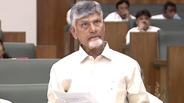 నెయ్యి వర్సెస్ సిమెంట్ చంద్రబాబు హెరిటేజ్ ఛార్జ్ క్లెయిమ్‌లను తిరస్కరించారు YSRCP పాలన అనుకూలమైన భారతి సిమెంట్