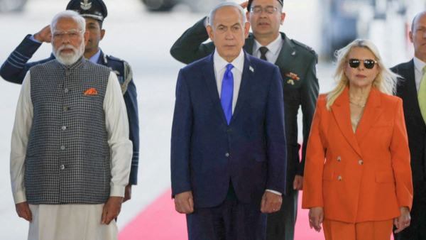 ఇజ్రాయెల్-ప్రధాని-నెతన్యాహు-భార్యతో-తన-ప్రేమ-కథ-ఓపెన్-ప్ఎం-మోడీ-పగిలిపోయి-నవ్వు