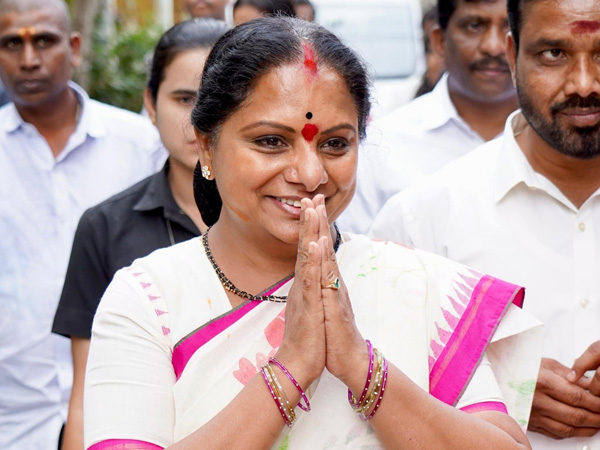 kalvakuntla Kavitha gets emotional over Delhi liquor scam case verdict made interesting comments kalvakuntla Kavitha gets emotional over Delhi liquor scam case verdict made interesting comments