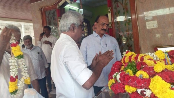 విజయవాడ బీసీ నేత ఐలాపురం వెంకయ్య లేరు ఇకపై చంద్రబాబు, వైఎస్ జగన్ సంతాపం తెలిపారు విజయవాడ బీసీ నేత ఐలాపురం వెంకయ్య లేరు ఇకపై చంద్రబాబు, వైఎస్ జగన్ సంతాపం తెలిపారు