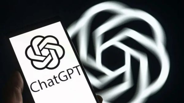 Why 2 Millions are Quitting ChatGPT for Claude OpenAI s U S Defense Deal and Data Privacy Concerns Explained