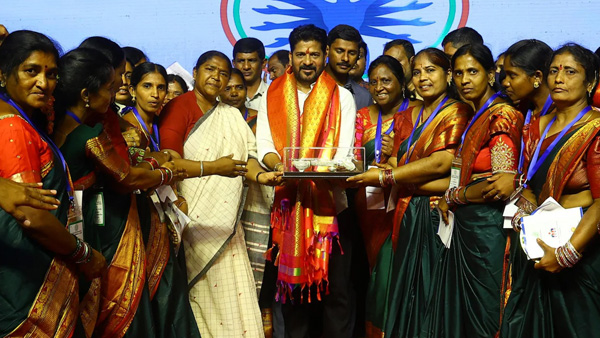 cm-revanth-big-announcement-for-college-girls-as-womens-day-gift-to-implement-soon
