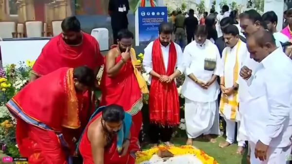 CM Revanth Reddy laid the foundation for Machileshwara and Omkareshwara temples at musi river CM Revanth Reddy laid the foundation for Machileshwara and Omkareshwara temples at musi river