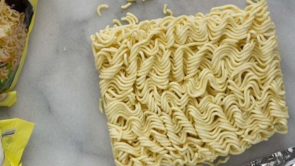 LPG Crisis In India Middle East War Changes Indian Food Habits Huge Spike In Ready-To-Eat Food Demand LPG Crisis In India Middle East War Changes Indian Food Habits Huge Spike In Ready-To-Eat Food Demand