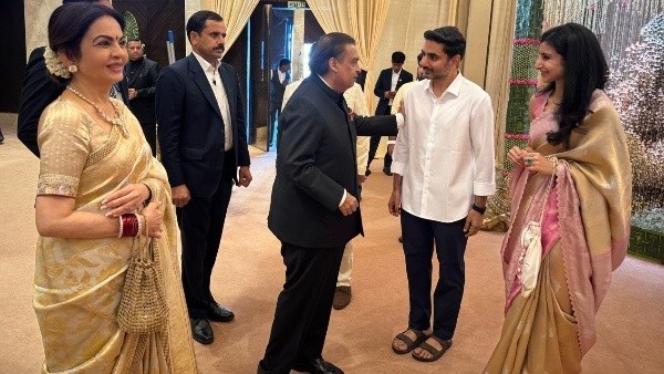 Nara Lokesh and Brahmani joins Star-Studded Arjun Tendulkar Saaniya Chandok Wedding Reception Mumbai Nara Lokesh and Brahmani joins Star-Studded Arjun Tendulkar Saaniya Chandok Wedding Reception Mumbai