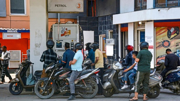 Petrol and Diesel Prices in India Remain Steady Amid Global Oil Volatility Oil Market Turmoil Impact Petrol and Diesel Prices in India Remain Steady Amid Global Oil Volatility Oil Market Turmoil Impact