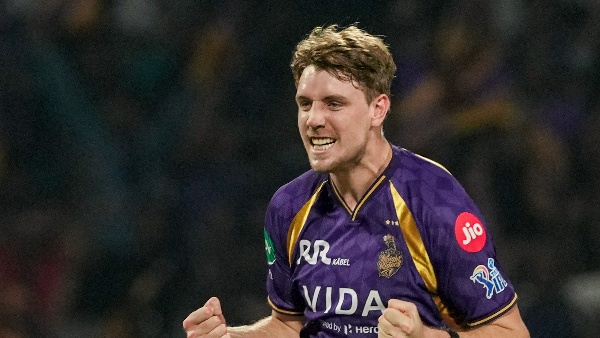 Short Ball from Cameron Green Shocks Rishabh Pant But KKR Suffer Loss to Lucknow Super Giants Short Ball from Cameron Green Shocks Rishabh Pant But KKR Suffer Loss to Lucknow Super Giants