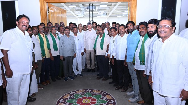 chief-minster-chandra-babu-participates-in-protest-rally-with-nda-leaders-against-opposition-reject