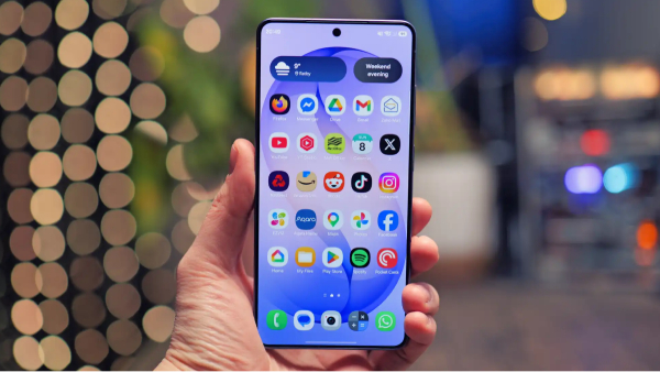 digital-vastu-tips-for-smart-phone-and-laptop-users-to-avoid-negative-energy-and-get-positive-vibes