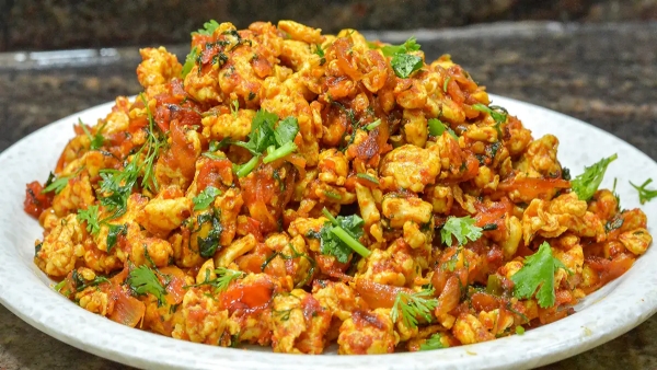 EggBhurji Recipe Super Tasty and Quick to Prepare at Home with Full Ingredients egg bhurji at home