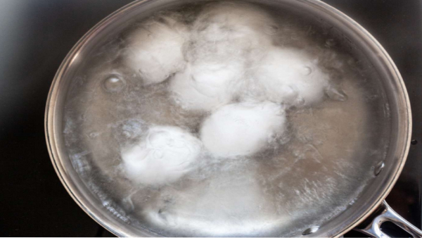 eggs-boiling-water-benefits-and-health-tips-for-home-and-kitchen-also-for-animals