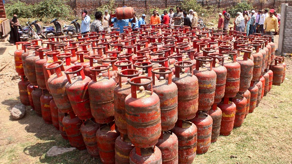 Free LPG Cylinders Rs 2000 Monthly for Women and and Rs 25000 subsidy to e-scooters NDA Promises