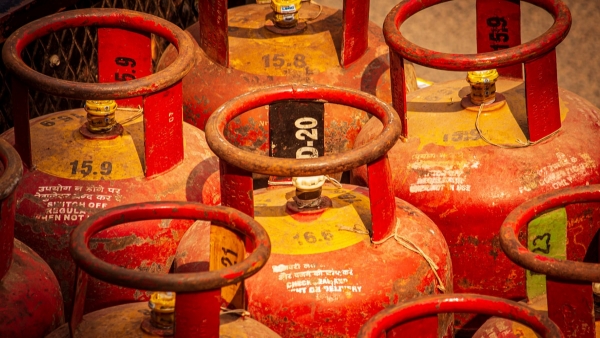 GasCylinder Safety How to Easily Find Expiry Date at Home and What Happens If You Miss It cylinder