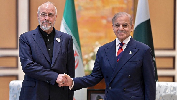 ఇస్లామాబాద్లో చర్చలు కుప్పకూలడంతో ఇరాన్ US డిమాండ్లను తిరస్కరించింది మరియు ఇకపై ఎలాంటి సంభాషణలు లేవని చెప్పింది ఇస్లామాబాద్లో చర్చలు కుప్పకూలడంతో ఇరాన్ US డిమాండ్లను తిరస్కరించింది మరియు ఇకపై ఎలాంటి సంభాషణలు లేవని చెప్పింది