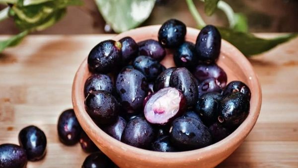 Unlock Jamun Benefits Regulate Blood Sugar and Boost Digestion Naturally Clear Skin Digestion