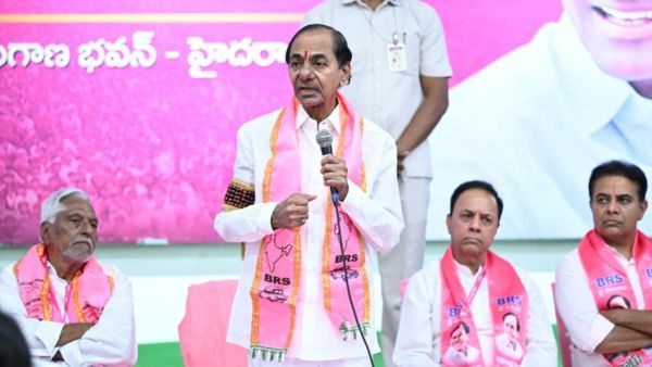 2009లో టీడీపీతో బీఆర్‌ఎస్ ఎందుకు పొత్తు పెట్టుకుంది, రైతు బంధు విజయం వెనుక రహస్యం కాంగ్రెస్ ప్రభుత్వంపై కేసీఆర్ విరుచుకుపడ్డారు.