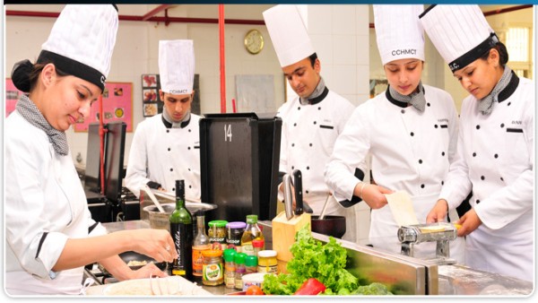 national-skill-academy-offers-online-offline-training-for-hotel-management-and-catering-services