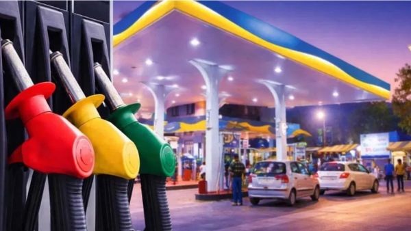 ఇంధన ధరల పెంపు హెచ్చరిక భారతదేశం యొక్క OMCలు ప్రతి తర్వాత రూ. 18ని ఎదుర్కొంటాయి ఇంధన ధరల పెంపు హెచ్చరిక భారతదేశం యొక్క OMCలు ప్రతి తర్వాత రూ. 18ని ఎదుర్కొంటాయి