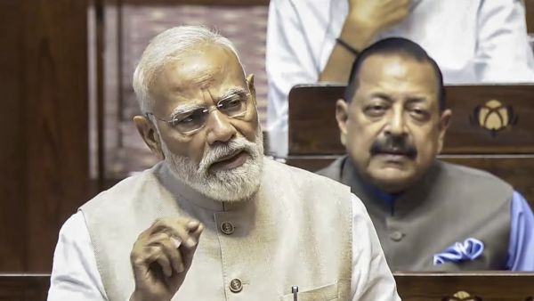 పీఓకే మాది భారత పార్లమెంటు ఆక్రమిత కాశ్మీర్‌లోని సీట్లను పునర్నిర్వచించడానికి డీలిమిటేషన్ బిల్లును ప్రవేశపెట్టింది