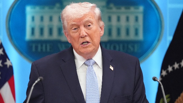 Trump Congratulates Artemis 2 Crew and Hints at a Future Mars Mission Bold New Era in Space Exploration