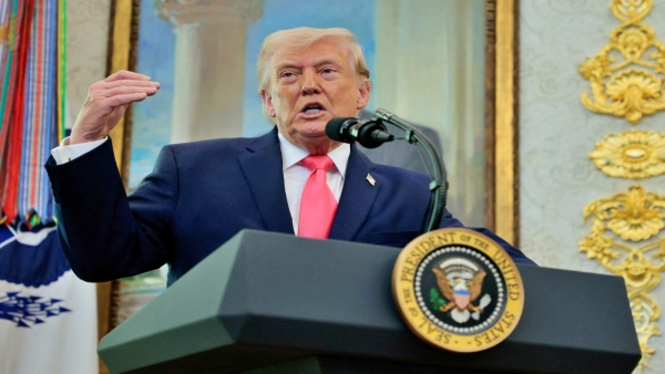 Trump Warns Iran of Severe Consequences if Strait of Hormuz Is Not Opened Immediately Trump Iran