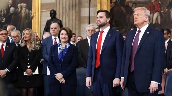 Iran War Debacle Could VP JD Vance Replace Trump if Cabinet Invokes the 25th Amendment