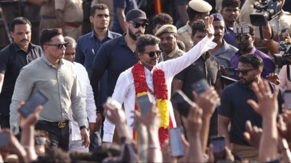 Nayeem Moosa s Guard for Vijay International Security Team Takes Full Control of TVK President s Protection