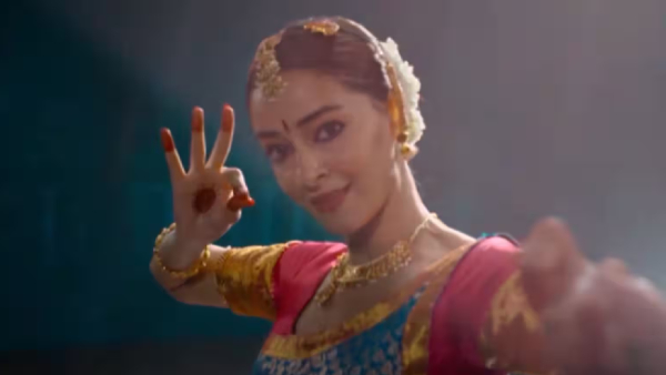 actress-ananya-pandey-got-heavy-trollings-due-to-classical-and-western-mix-dance-at-chand-mera-dil-m actress-ananya-pandey-got-heavy-trollings-due-to-classical-and-western-mix-dance-at-chand-mera-dil-m