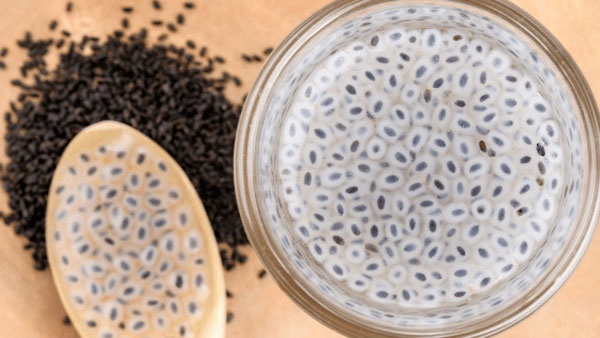 basil-seeds-benefits-are-gaining-global-attention-thanks-to-their-unique-ability-to-support-digestio