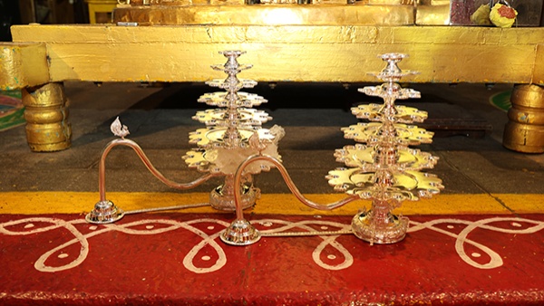 Chennai Devotees Donates 4 5 kg Silver Nakshatra Haratis to Sri Venkateswara in Tirumala Temple Chennai Devotees Donates 4 5 kg Silver Nakshatra Haratis to Sri Venkateswara in Tirumala Temple