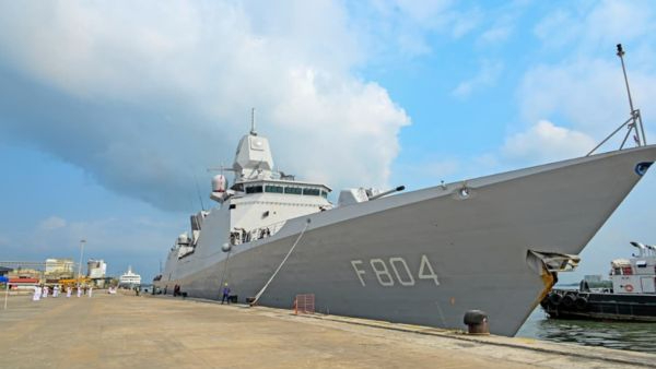 Dutch Frigate HNLMS De Ruyter Arrives in Kochi Strengthening Indo-Dutch Maritime Defense Cooperation Dutch Frigate HNLMS De Ruyter Arrives in Kochi Strengthening Indo-Dutch Maritime Defense Cooperation