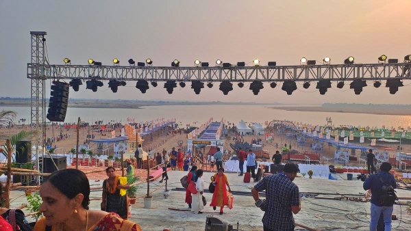 Pushkaram Holy Dip Budget Trip Kaleshwara Mukteshwara Blessings Ramappa Temple Affordable Package
