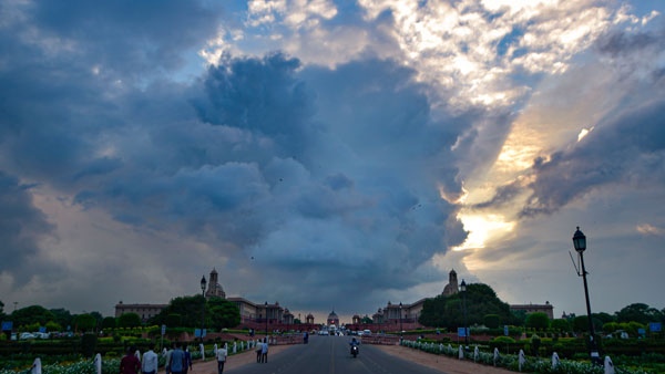 southwest-monsoon-is-likely-to-arrive-over-kerala-coast-on-time-in-early-june-given-the-current-cond southwest-monsoon-is-likely-to-arrive-over-kerala-coast-on-time-in-early-june-given-the-current-cond