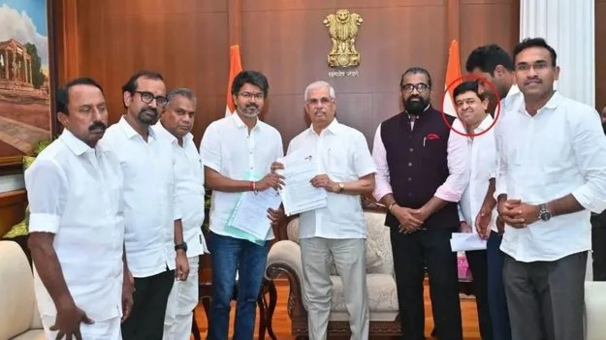 విజయ్ సక్సెస్ వెనుక ఏపీ మాజీ సీఎం బావమరిది - ఆ నిర్ణయాలన్నీ ఆయన ...