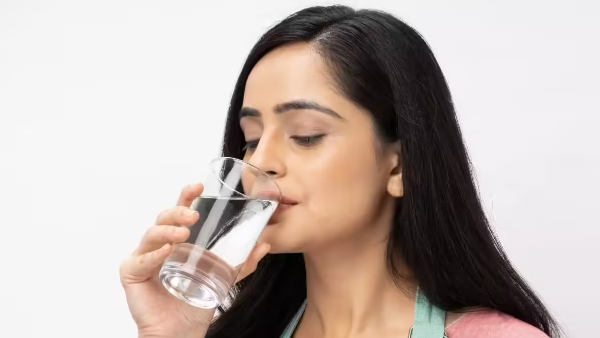 Drinking less water can lead to serious health issues aware on drinking water important news Drinking less water can lead to serious health issues aware on drinking water important news