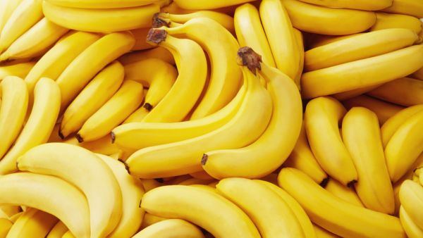 Banana Prices Skyrocket in Telugu States as Rates Double to 90 Rupees Per Dozen Due to Low Supply Banana Prices Skyrocket in Telugu States as Rates Double to 90 Rupees Per Dozen Due to Low Supply