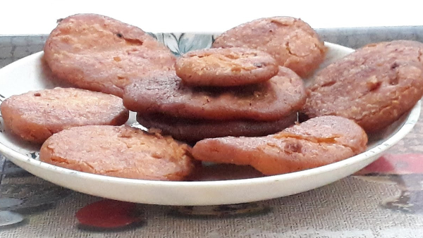 biyyam-pindi-appalu-making-recipe-in-telugu-with-easy-steps-and-tips-for-best-taste-also-for-serving