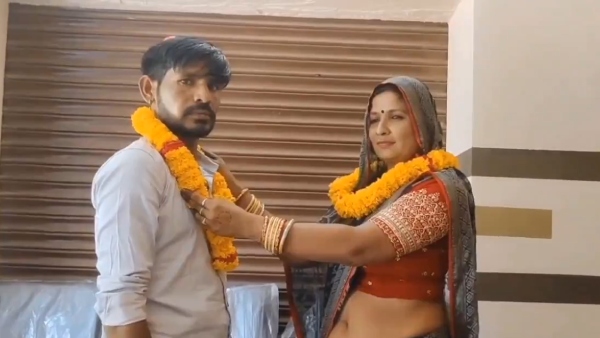 Bizarre Wedding Son-in-Law Falls for Mother-in-Law Beauty Marries Her in Court in Uttar Pradesh