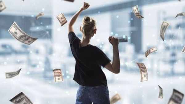 canadian-woman-wins-two-massive-lottery-jackpots-in-one-week-that-a-rare-stroke-of-incredible-luck