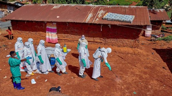 11 Ebola Patients Flee From Isolation Centers in Congo attack on staff while ebola dead body funeral