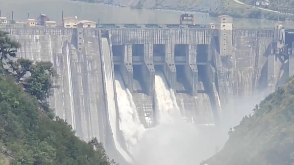 Gates of Baglihar Dam lifted as Chenab Water Levels Rise After Dulhasti Silt Flushing Ramban