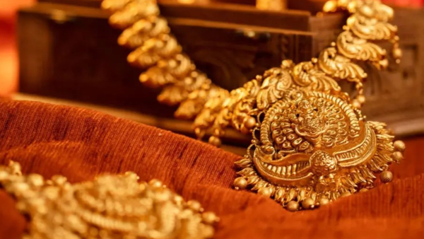Gold Rate at MCX in India on June 26 as 24K 22K and 18K Prices per 10 Gram Outlook Explained