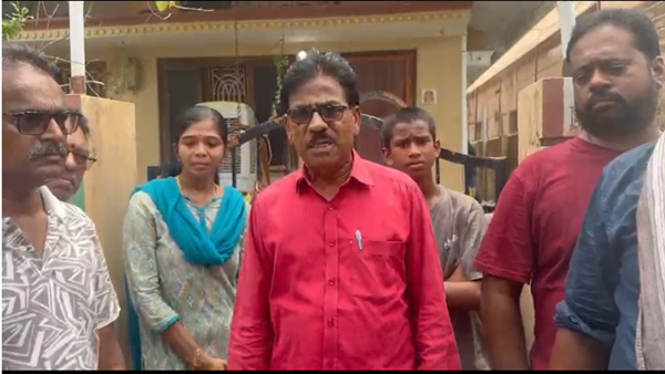 Inhuman incident in bhadrachalam house owner locked the house said that not to bring deadbodies to his home