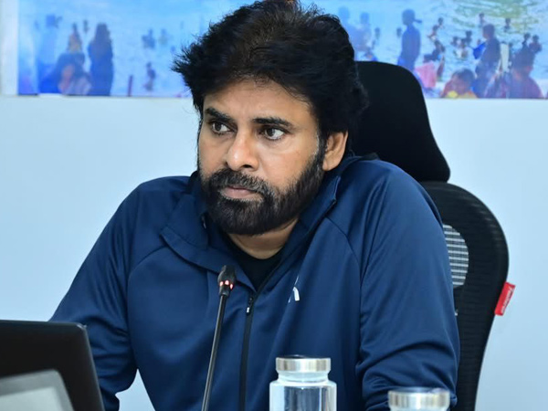 Pawan Kalyan plan Telangana Formation Day as Navanirman Day Ghanta Chakrapani strongly opposed Pawan Kalyan plan Telangana Formation Day as Navanirman Day Ghanta Chakrapani strongly opposed