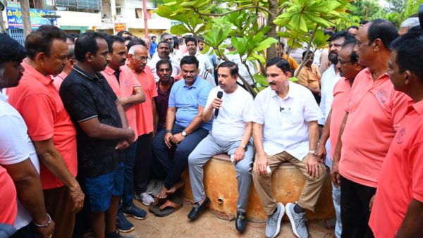 Pralhad Joshi Reviews Amaravati Funds with Sujana Chowdary and PVN Madhav During Vijayawada Swachh Bharat