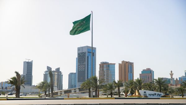 Saudi Arabia Launches Digital Portal For Foreigners To Buy Real Estate Globally Challenging Dubai Now