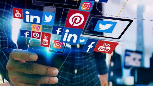 social-media-ban-by-uae-for-children-under-15-that-new-safety-guidelines-and-regulations-for-2026